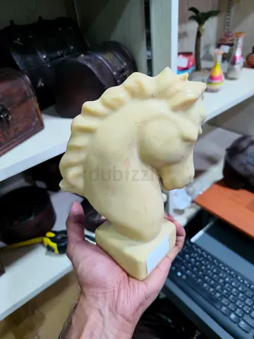 Marble Horse Head Bust — Small Decorative Sculpture 20cm tall