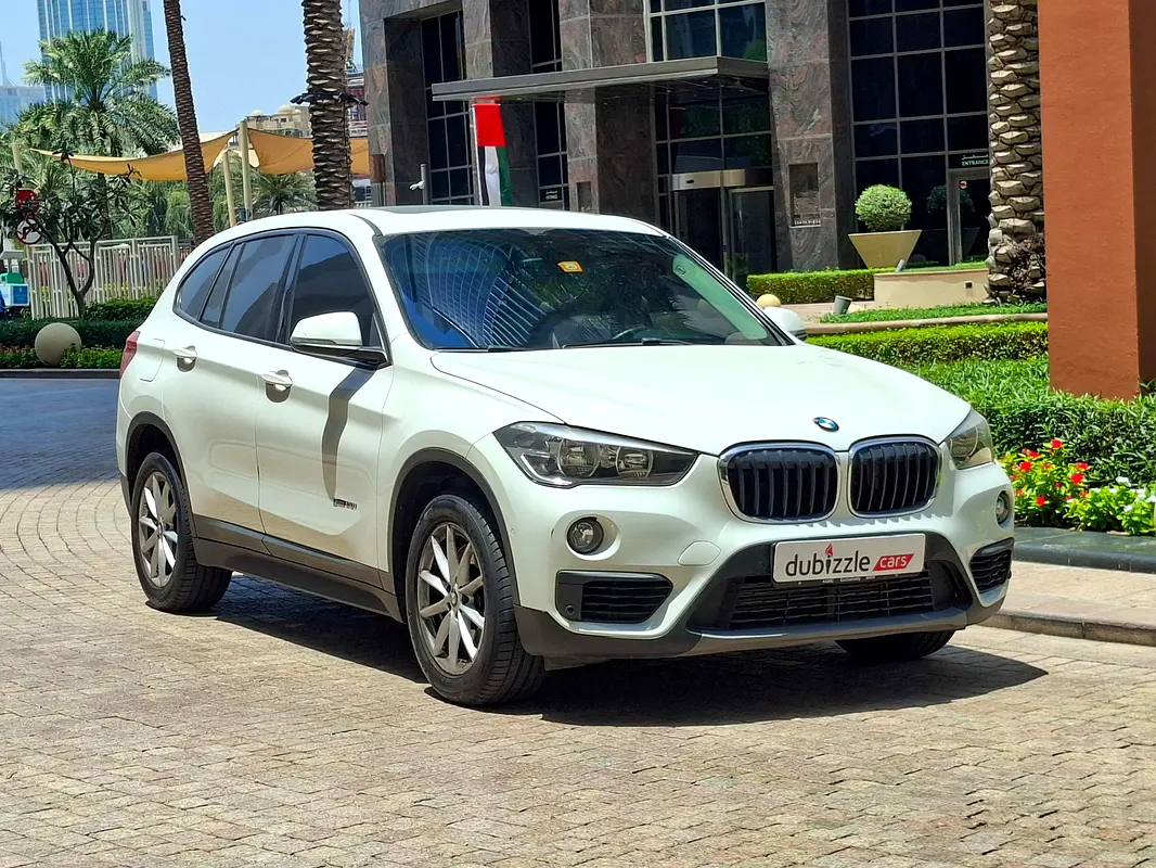 BMW X1 2016 — photo 1 of 13
