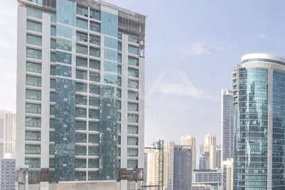 LAKE VIEW | FULLY FURNISHED | MODERN AND CLEAN