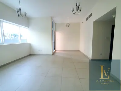 AC Free | 12 Cheques | Kitchen Equipped