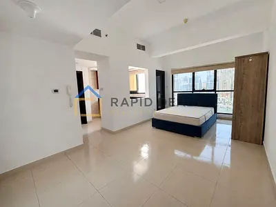 2 Bedroom Spacious Apartment with Marina View