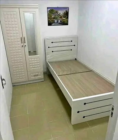 Single bed with matching wardrobe - good condition