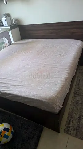 Classic KING Bed- Mattress comes FREE - Best condition