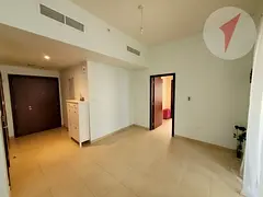 Vacant Now | Walk to Beach | Waterfront Living