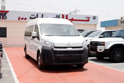 TOYOTA HIACE 3.5 MT 2026 - WHITE
