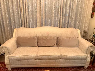 Beige 3-Seater and a 2- seater Sofa in Excellent Condition