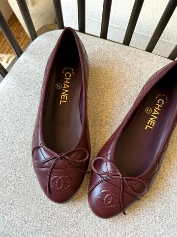 Chanel burgundy ballet flats