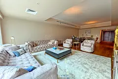 High floor I Available mid June I Marina View