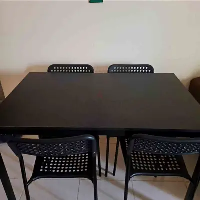 Dinning set Ikia Original with 4 chairs , 6 months used only