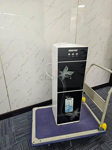 Geepas Water Dispenser with Decorative Floral Design