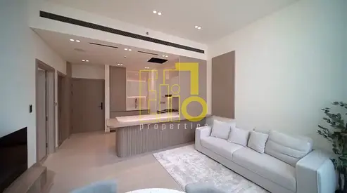 Luxury Living | High floor | Vacant | Great Investment