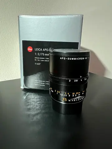 Leica APO-Summicron-M 75mm f/2 Lens (Mint, with box)