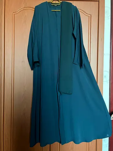 Dark green abaya new