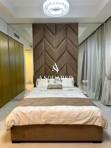 HUGE LAYOUT | FULLY FURNISHED | PRIME LOCATION