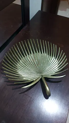 Decorative Gold Palm Leaf Bowl / Centerpiece