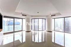 Partial Fountain | Corner Unit | Walk In Closet
