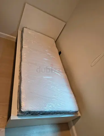 😊Ikea malam single bed (90*200)with  an IKEA mattress ✨