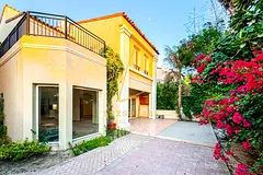 BRIGHT AND OPEN | PRIME LOCATION | SPACIOUS UNIT