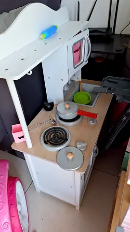 Kids kitchen set