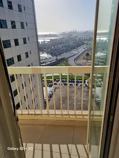 2 bedroom apartment with parking included