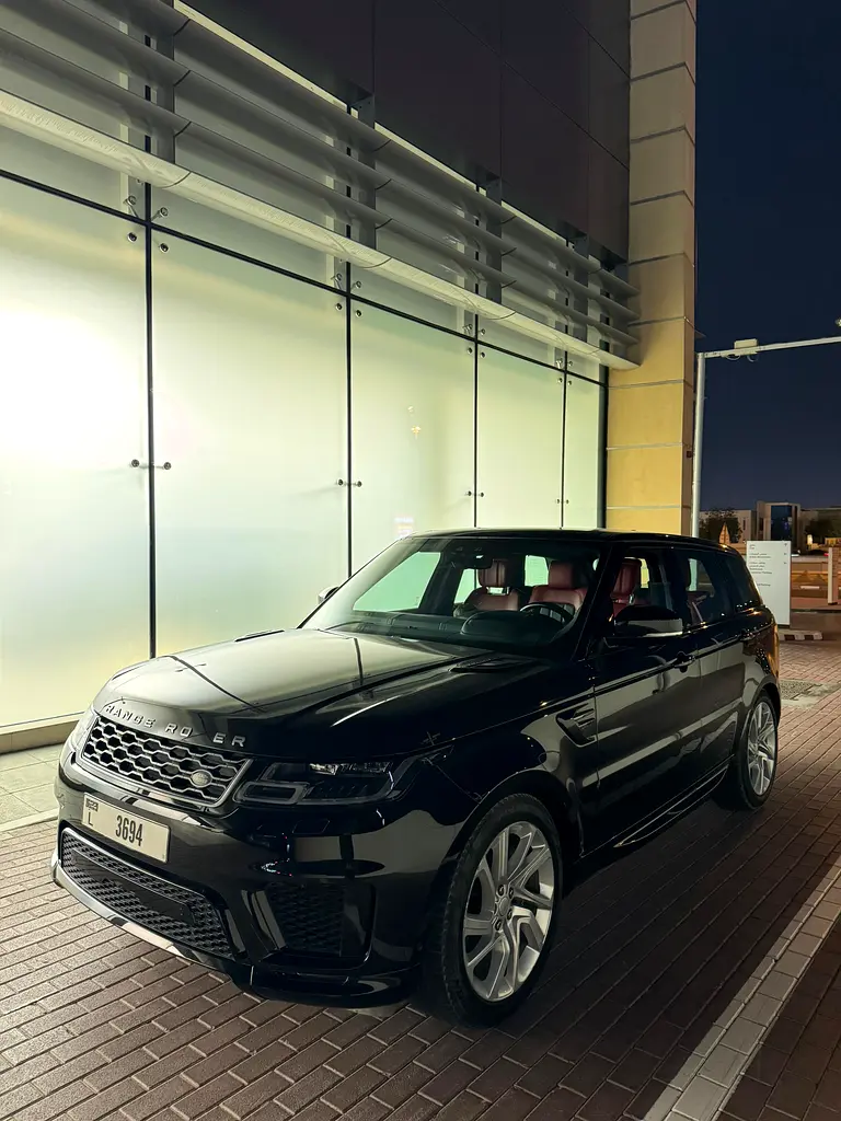 Land Rover Range Rover 2021 — photo 1 of 19