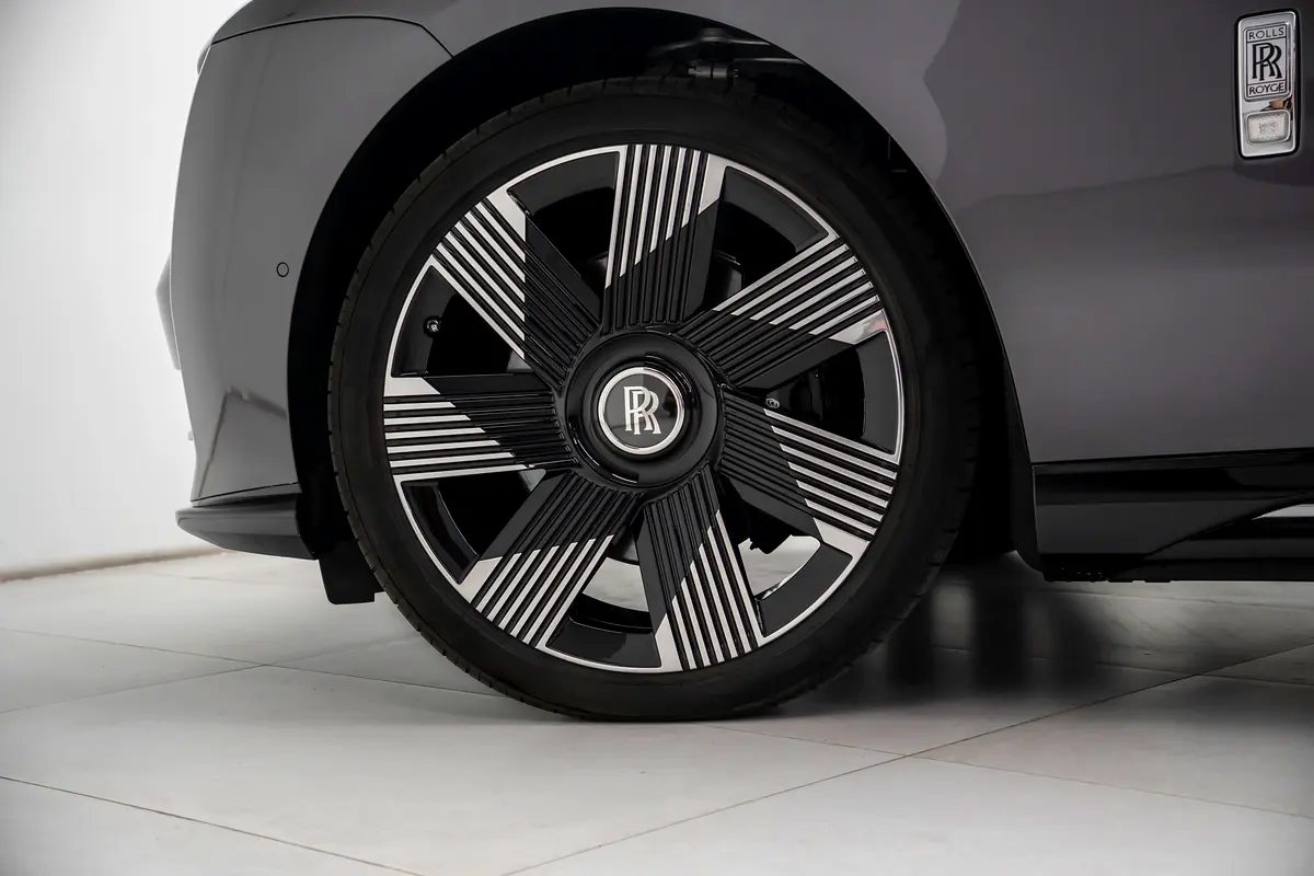 Rolls-Royce Spectre 2024