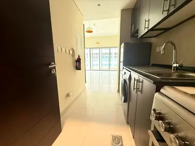 WITH KITCHEN APPLIANCES || HAVE BALCONY || READY TO MOVE IN