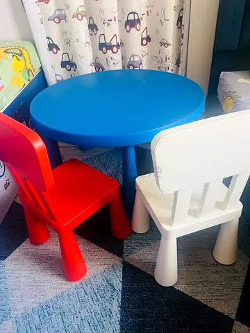 Study table with chairs