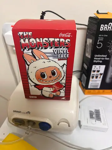 Coca-Cola The Monsters Vinyl Figure (sealed box)