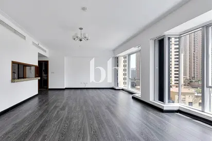 Upgraded | Unfurnished | Marina Views
