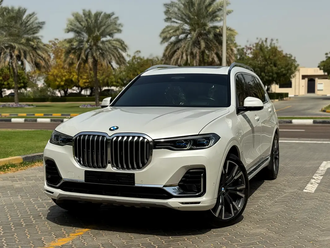 BMW X7 2020 — photo 1 of 20