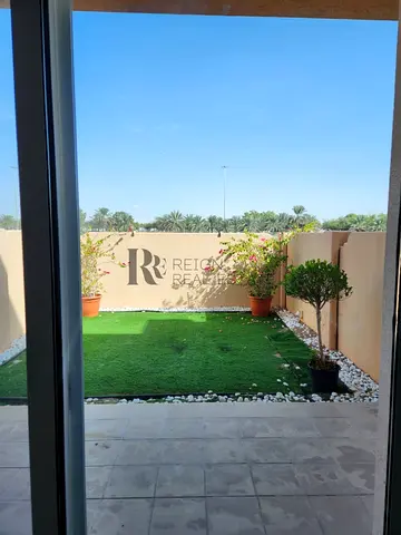 SPACIOUS | 2BR VILLA | SINGLE ROW | MASSIVE LAYOUT