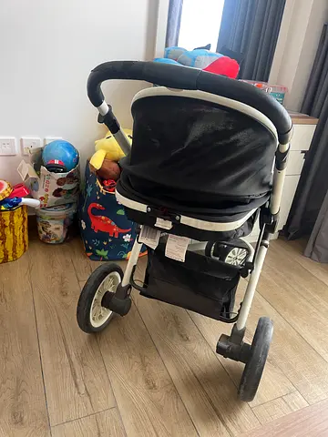 Giggles stroller