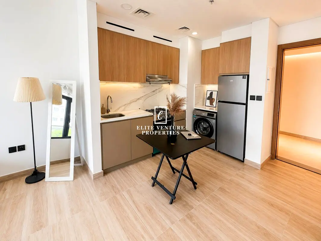 VACANT | MOTIVATED SELLER | PRIME LOCATION