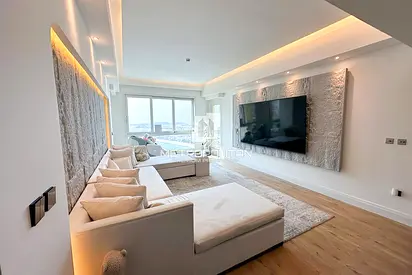 Sunset View | Upgraded | Vacant | Ain View