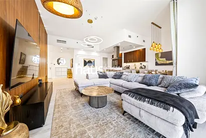 Fully Furnished | Turn Key | 12 Cheque Option