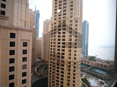 1Spacious 3BR | Sea Views | Vacant Now |