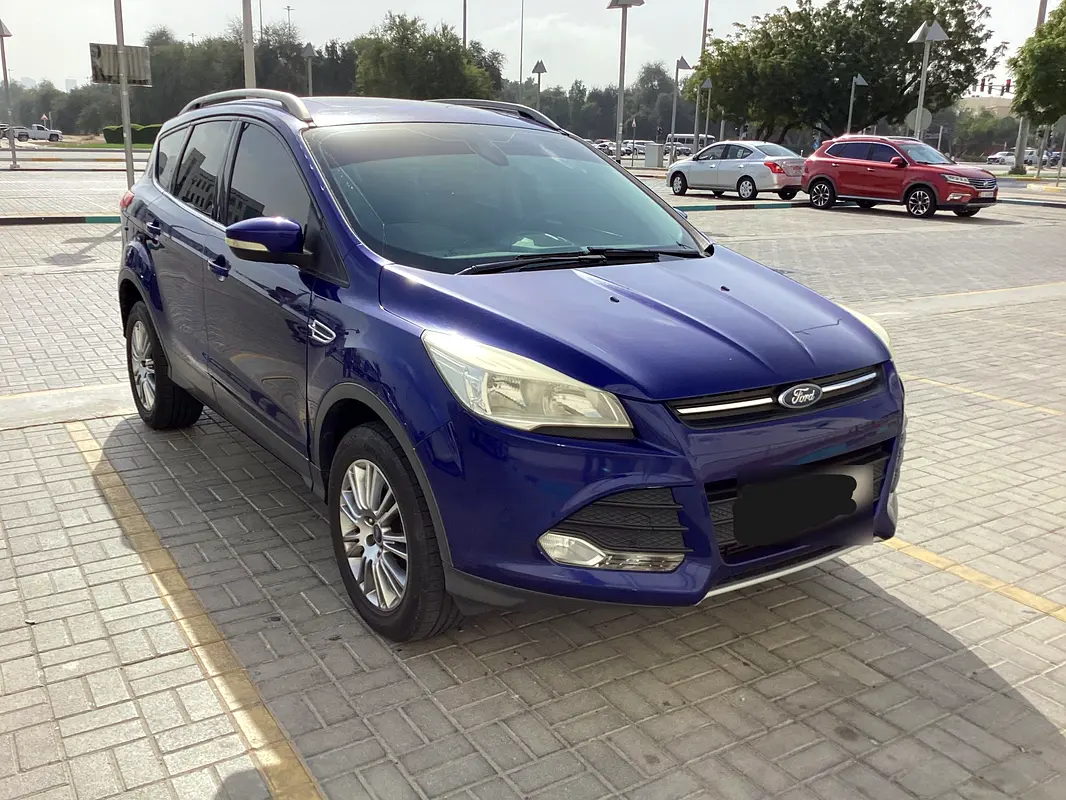 Ford Escape 2016 — photo 1 of 11
