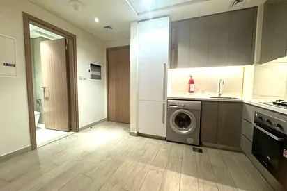 Ready to Move-in | Premium Amenities | Corner Unit