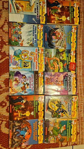 Geronimo Stilton graphic novels set