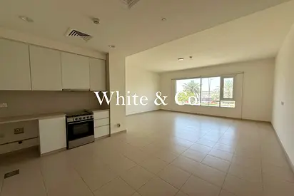 Single Row | Near Green Belt | Vacant Soon