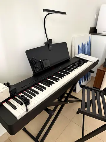 Yamaha P-225 88 Key Black - Digital Piano