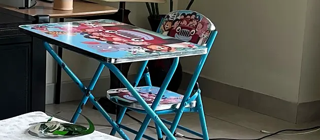 Kids table and chair from PanHome