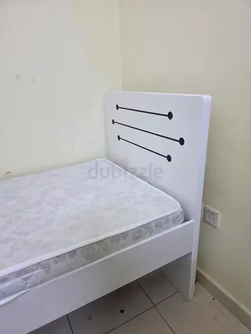 White single bed frame