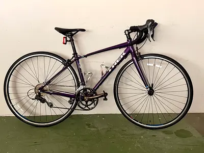 Trek Road Bike – Excellent Condition – 47cm Small Frame – Shimano Claris  Trek road bike