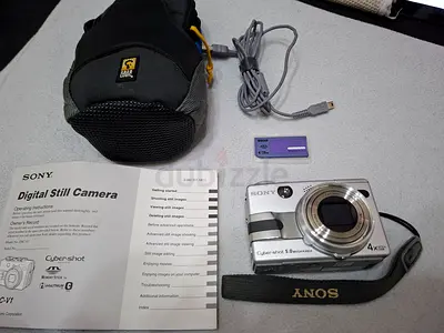 Sony Cyber-shot Compact Digital Camera set ( 3 cameras )