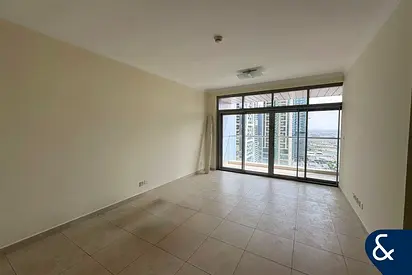 3 Bed | Well Maintained | Upgraded Bathrooms