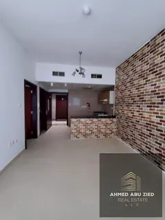 One bedroom and living room for annual rent in City Towers, Al Nuaimiya 3, Ajman. Two bathrooms, cen
