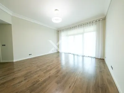 Park View | Upgraded | High Floor