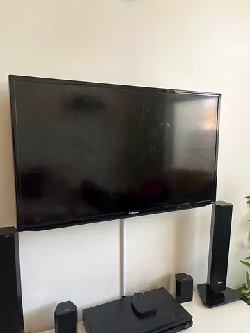 Samsung LCD TV and 4K Android Box and 5.1 Home Theater - Perfectly Working Condition